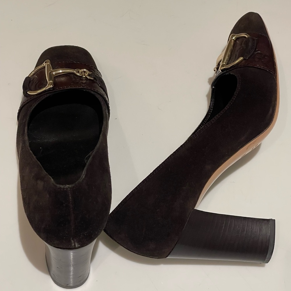 Gucci Suede Mid-Heel Pump with Horsebit